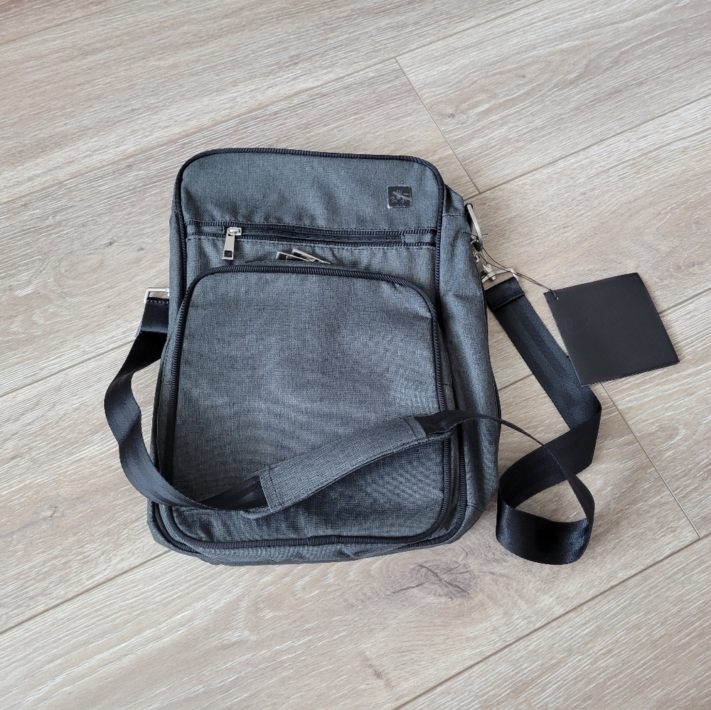 NWT Jujube XY Helix Chrome